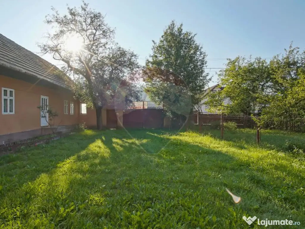 Teren intravilan 7.255 mp +casă rustică – ideal pen...
