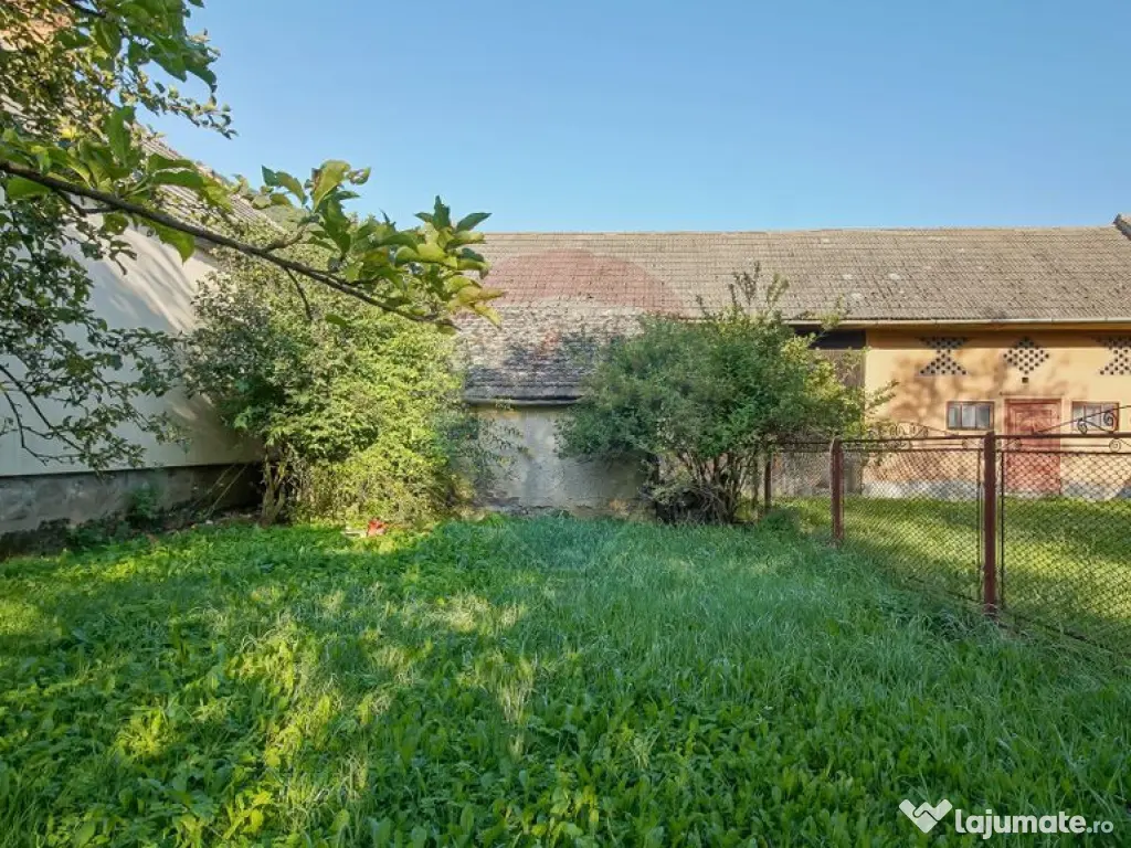 Teren intravilan 7.255 mp +casă rustică – ideal pen...