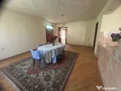 Caransebes, Casa P E, Teren 1000 Mp 