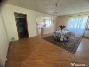 Caransebes, Casa P E, Teren 1000 Mp 