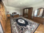 Caransebes, Casa P E, Teren 1000 Mp 