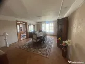 Caransebes, Casa P E, Teren 1000 Mp 