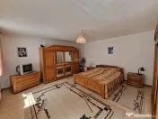 Resita Casa si Pensiune P 2 Mansd.827 Mp 