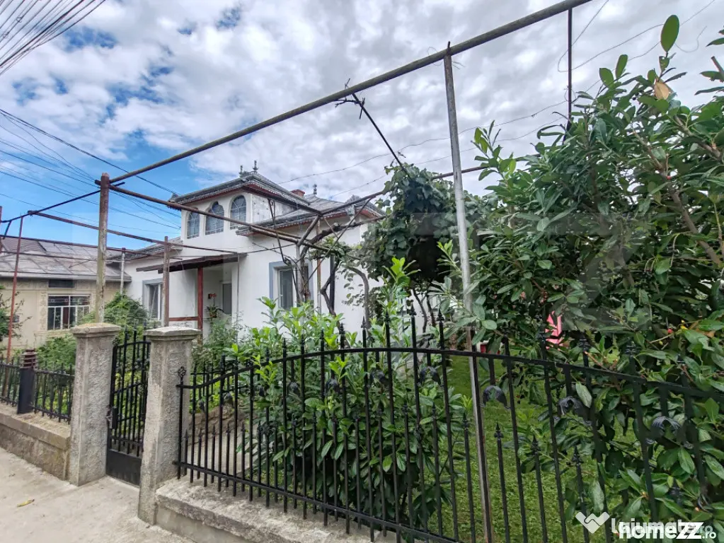 Casa, zona Tisauti