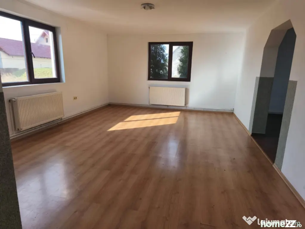 Casa individuala, 200mp utili, 1600mp teren, Radauti