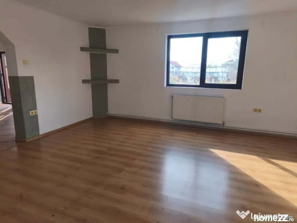 Casa individuala, 200mp utili, 1600mp teren, Radauti