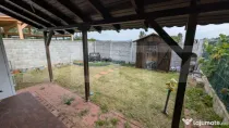 Casa de vanzare, mobilata si utilata.