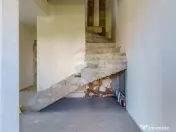 Apartament de vanzare in casa/ duplex nou, garaj, terasa 
