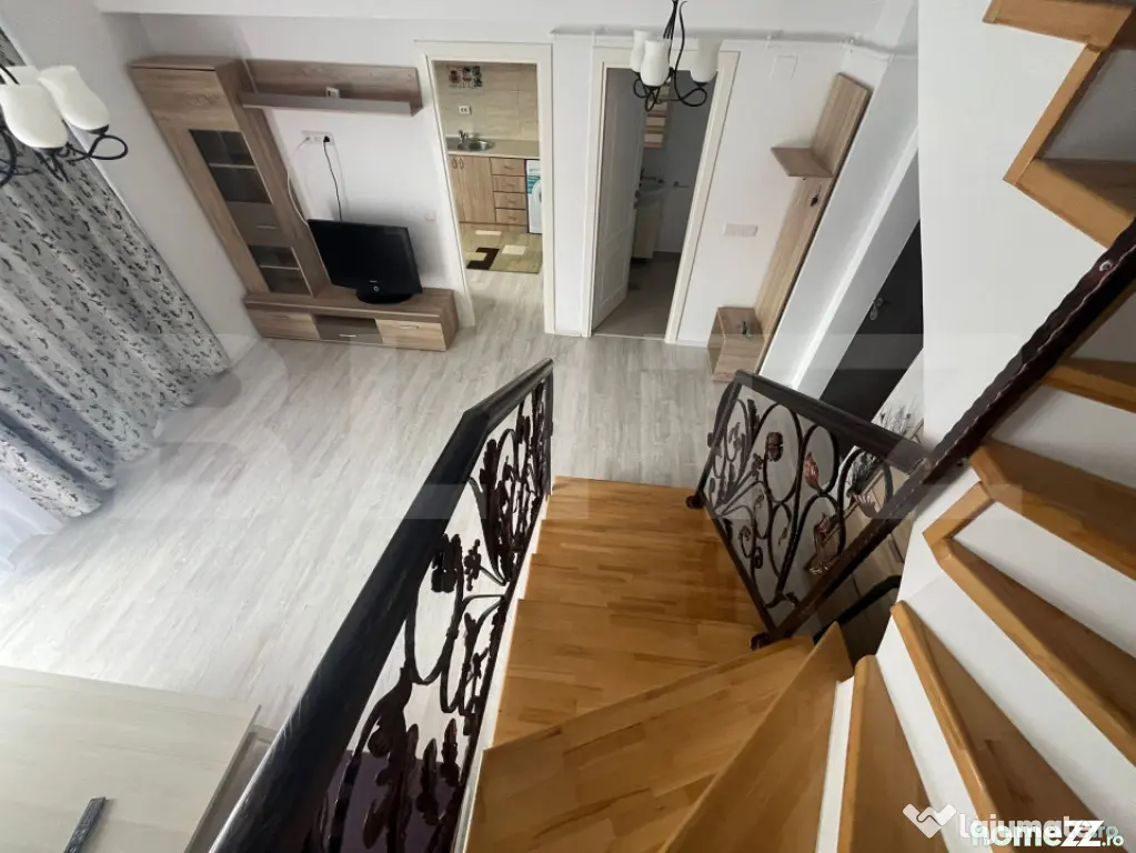 Penthouse duplex, de vanzare, cu 3 camere, 72 mp utili + 87