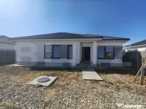 Casa noua in Santandrei , racordata la toate utilitatile si