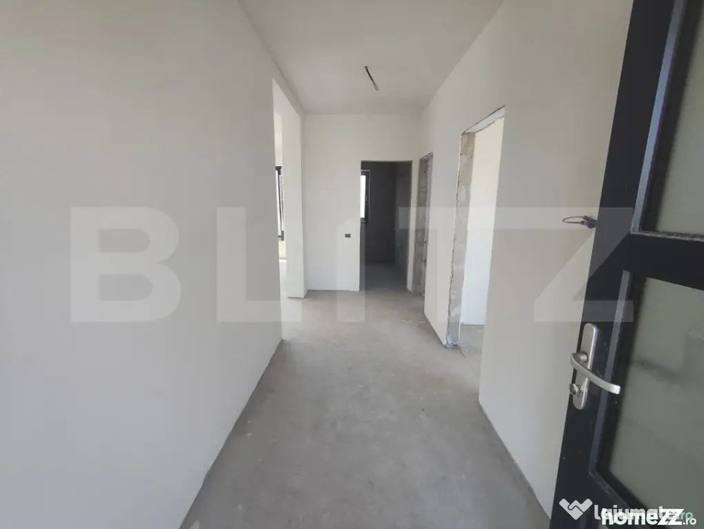 Casa noua in Santandrei , racordata la toate utilitatile si - Santandrei (Bihor)