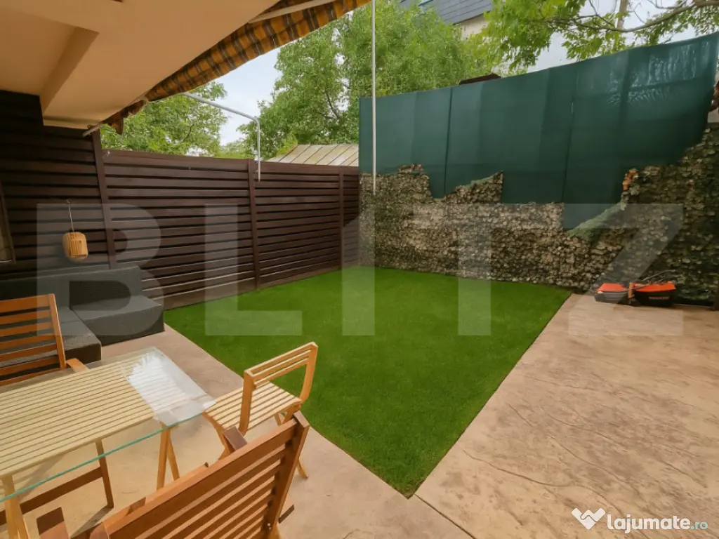 Apartament de vanzare, cu 3 Camere, semidecomandat, 120mp, T