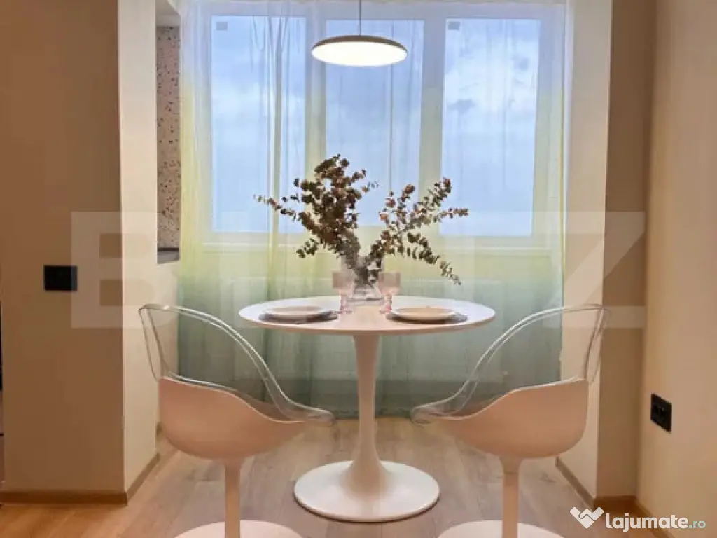 Garsonieră modernă, 30 mp, cu priveliste, la etajul 9, zon