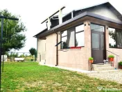 Casa de in Vacaresti, 7 km de Targoviste - spatiu generos, 