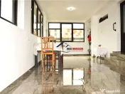 Casa de in Vacaresti, 7 km de Targoviste - spatiu generos, 