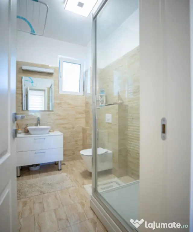 Apartament 5 Camere cu Vedere la Mare | Un Stil de Viață E