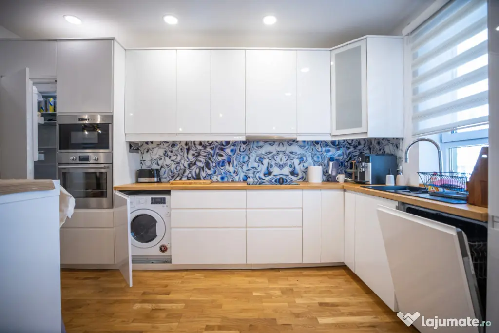 Apartament 5 Camere cu Vedere la Mare | Un Stil de Viață E