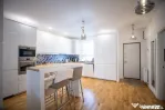 Apartament 5 Camere cu Vedere la Mare | Un Stil de Viață E