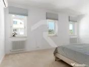 Vilă elegantă cu piscină și ieșire la Lac – Căciula? 