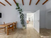 Vilă elegantă cu piscină și ieșire la Lac – Căciula? 