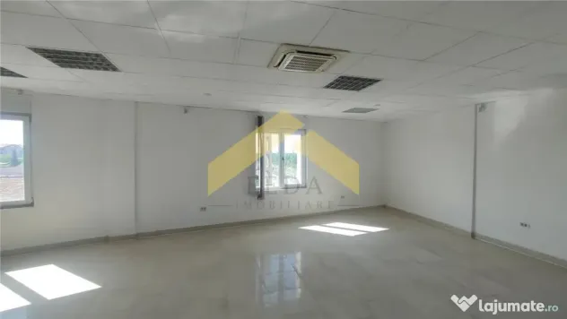 Spatiu pentru birouri de inchiriat zona Parneava