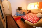 Vest, 2 camere, etaj 1, centrala proprie