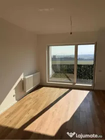 Apartament cu 2 camere,decomandat - zona Tractorul