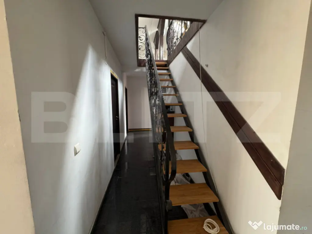 Casa pe 4 nivele, 11 camere, 366mp utili, zona Bucium