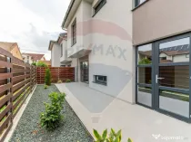 Casă elegantă și spațioasă – în complex privat, z...