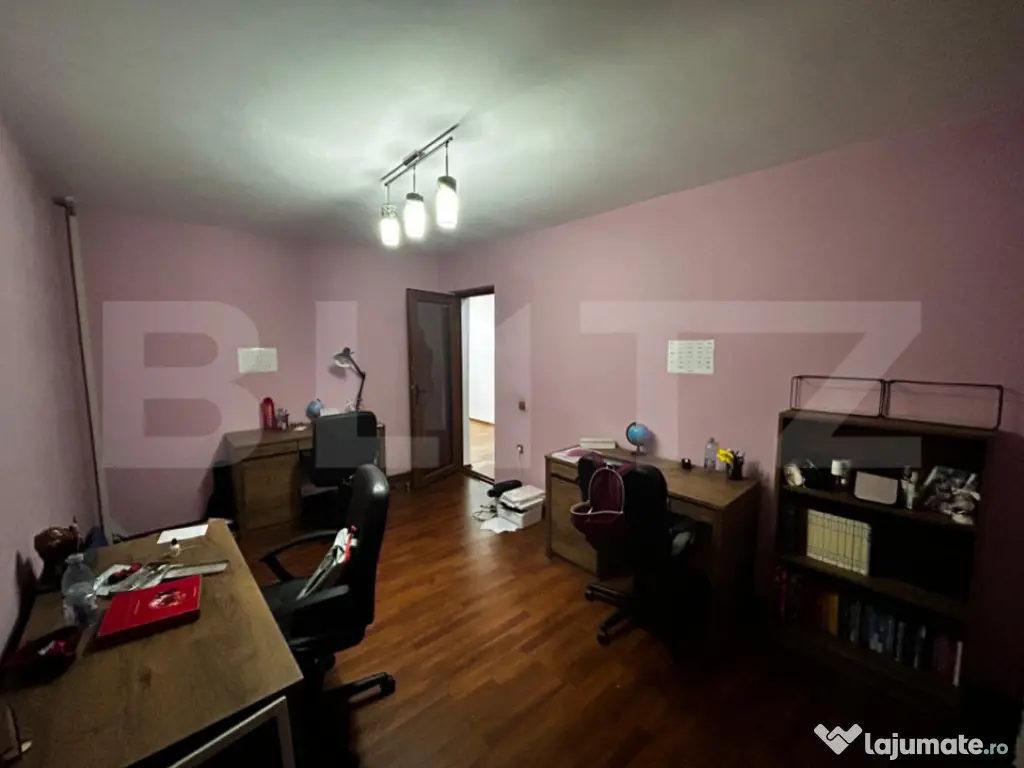 Casa de inchiriat, 4 camere, 200 mp, zona Penitenciar