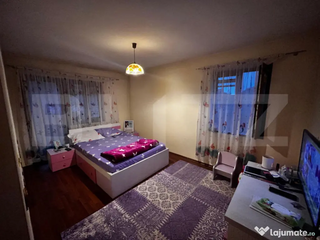 Casa de inchiriat, 4 camere, 200 mp, zona Penitenciar