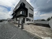 Casa intabulata cu 4 camere 3 bai si teren de 214 mp zona Tr