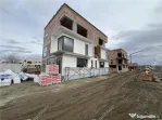 Casa intabulata cu 4 camere 3 bai si teren de 214 mp zona Tr