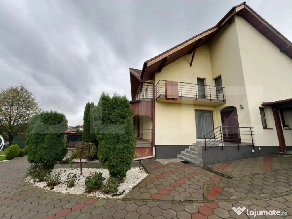 Casă individuală de vânzare în Nazna – 2200 mp teren,