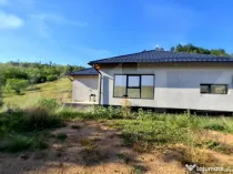 Casa pe un nivel, cu teren 2997 mp, panorama superba,Suceagu