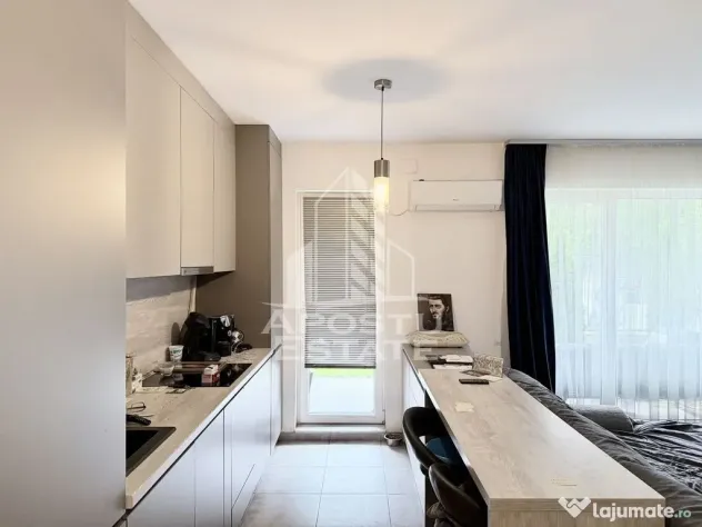 Apartament de vanzare cu 3 camere si curte, zona Lipovei Timisoara - Timisoara (Timis)