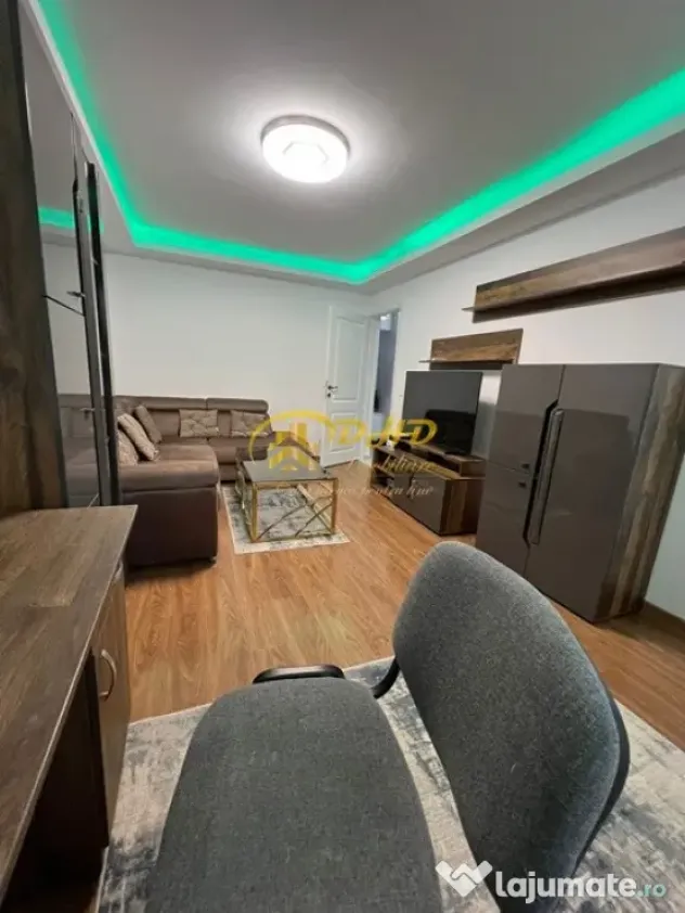 Ap. 2 cam decomandat Palas, renovat, centrală, AC