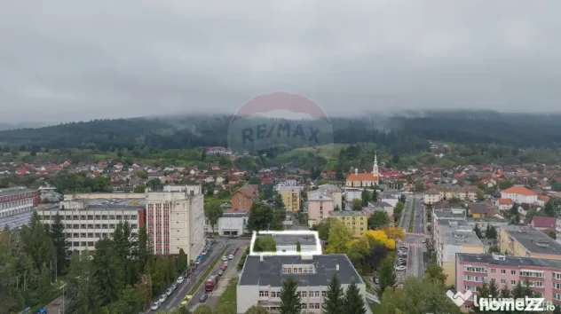 Spațiu de vanzare ideal depozitare judet Brașov Săcele...