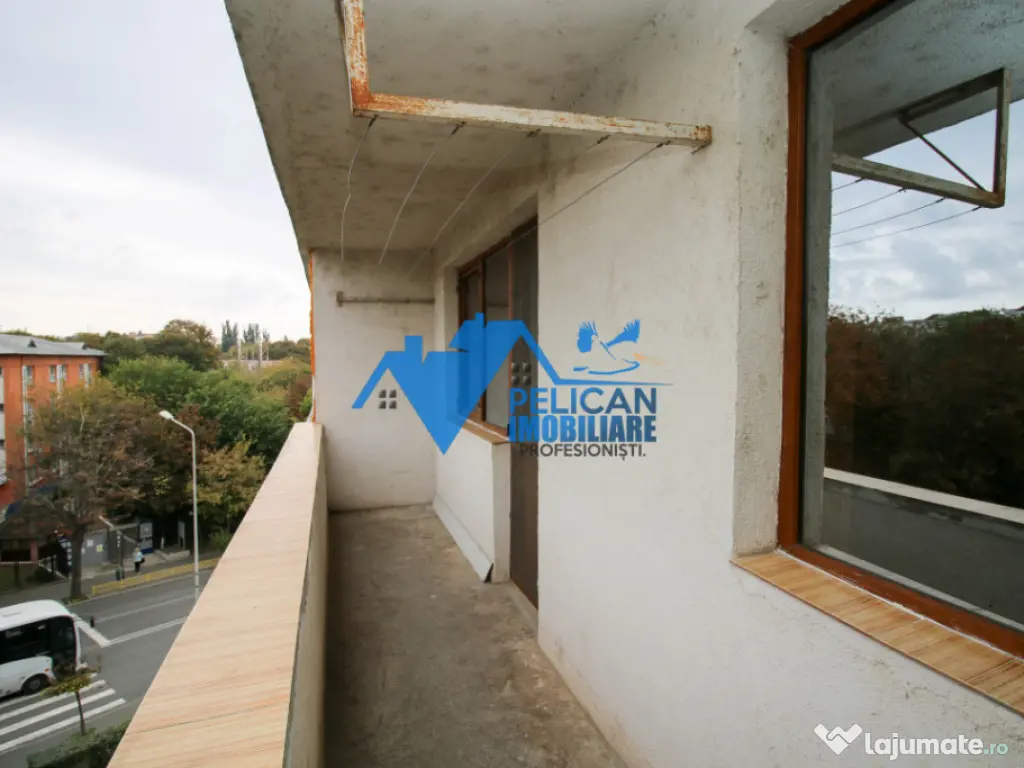 Vest, U-uri, 3 camere, decomandat, renovat