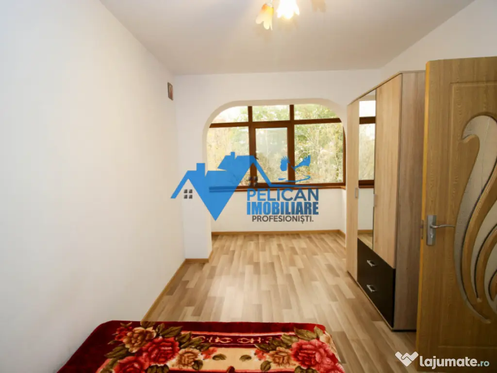 Vest, U-uri, 3 camere, decomandat, renovat