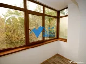 Vest, U-uri, 3 camere, decomandat, renovat 