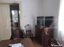 Casa 4 camere , teren 285 mp, zona semi-centrala