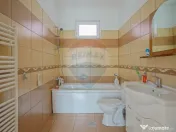 Spatiu Comercial/Afacere si casa de vânzare/zarnesti/Brasov 