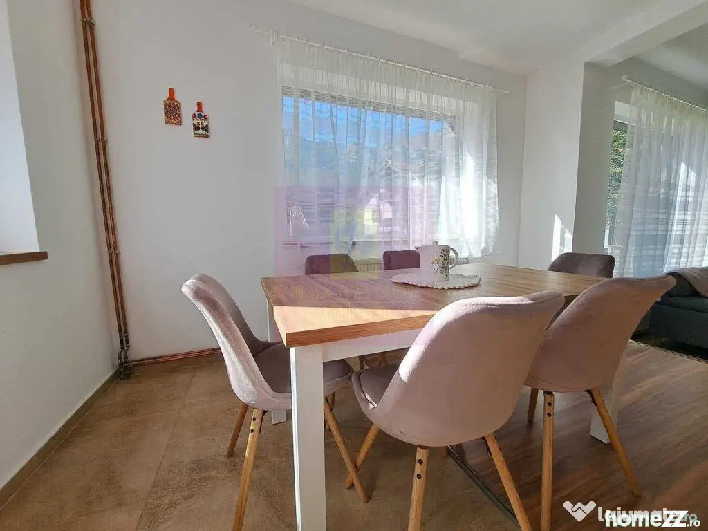 Vila de vanzare in Busteni - Zona Piatra Arsa
