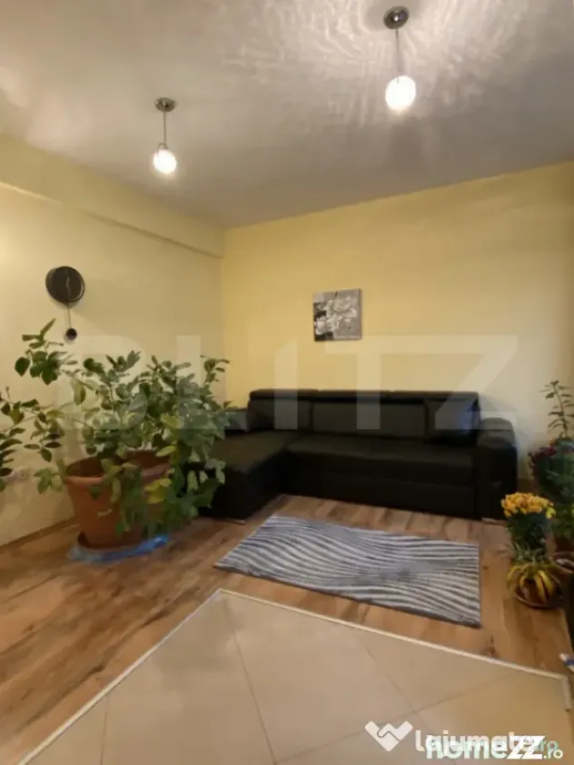 Casa de vanzare, 295 mp, zona Central