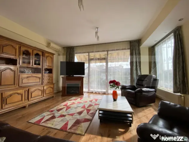 Casa de vanzare, 295 mp, zona Central