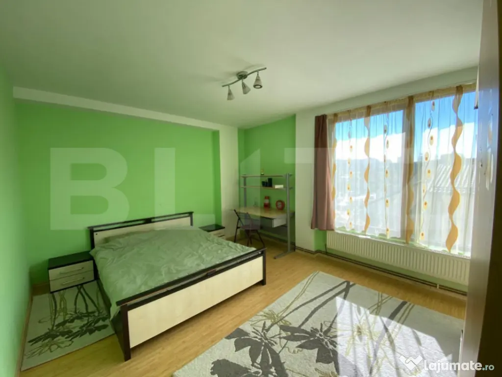 Casa de vanzare, 295 mp, zona Central