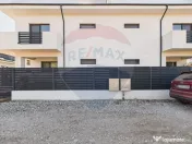 Duplex 85 mp utili, curte 200 mp – vedere la lac și p?... 