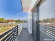 Duplex 85 mp utili, curte 200 mp – vedere la lac și p?... 