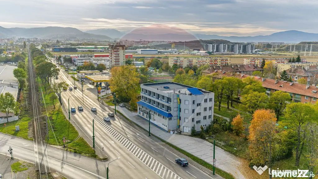 Oportunitate investiție-Clădire cu autorizație hotel ?...